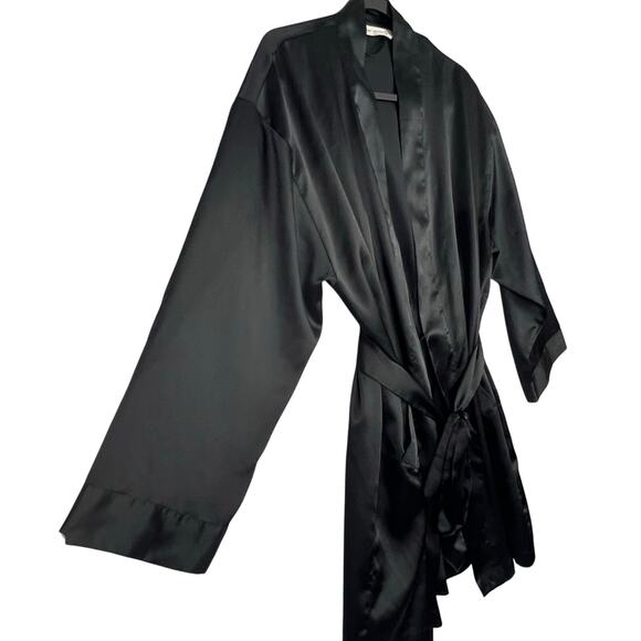 Victoria’s Secret Satin Black Attached Belt Women’s Robe One Size Dressing Gown - Picture 4 of 9